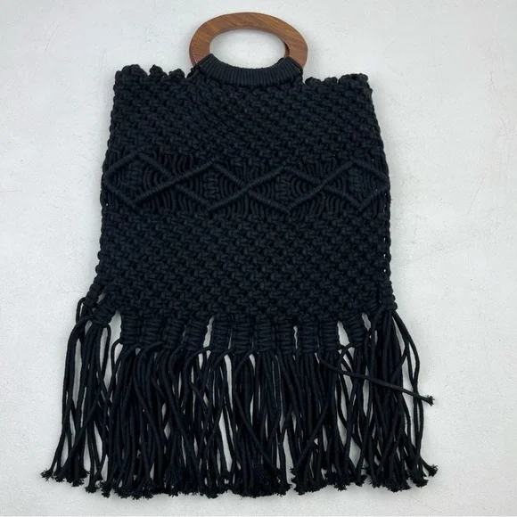 DANIELLE NICOLE Crochet Crossbody Purse Black Macrame Fringed w/Wood Handles - Picture 3 of 10